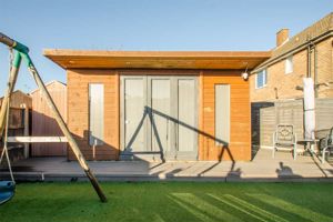 Photo 24- click for photo gallery